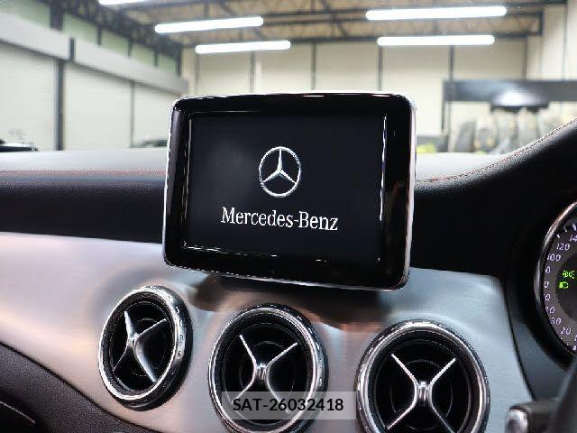 Mercedes Benz GLA-CLASS 2014-09 7328321-9
