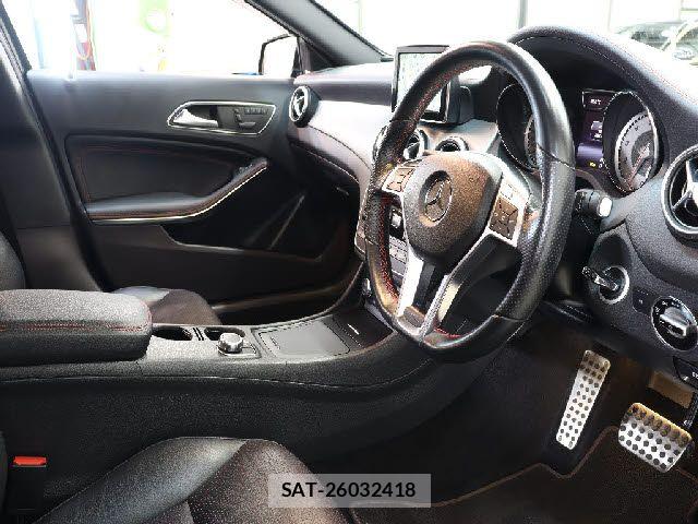 Mercedes Benz GLA-CLASS 2014-09 7328321-11