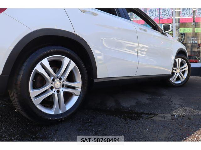 Mercedes Benz GLA-CLASS 2014-01 7328327-21