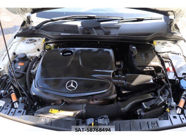 Mercedes Benz GLA-CLASS 2014-01 7328327-22
