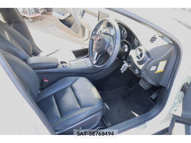 Mercedes Benz GLA-CLASS 2014-01 7328327-2