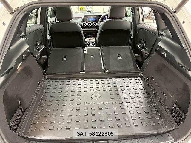 Mercedes Benz GLA-CLASS 2021-03 7358714-10