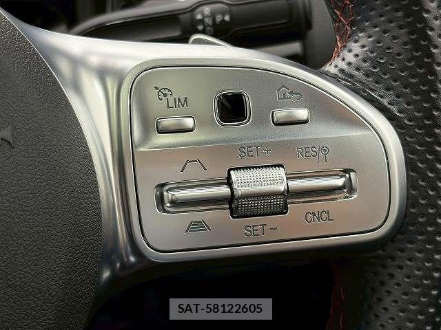 Mercedes Benz GLA-CLASS 2021-03 7358714-6