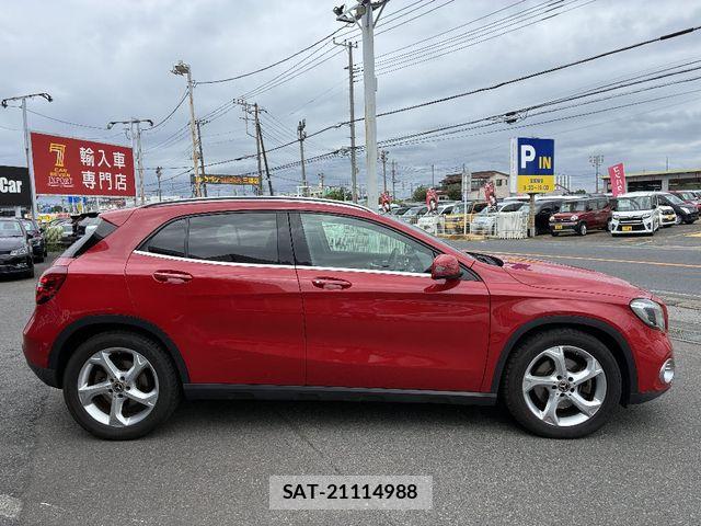 Mercedes Benz GLA-CLASS 2019-03 7358718-26