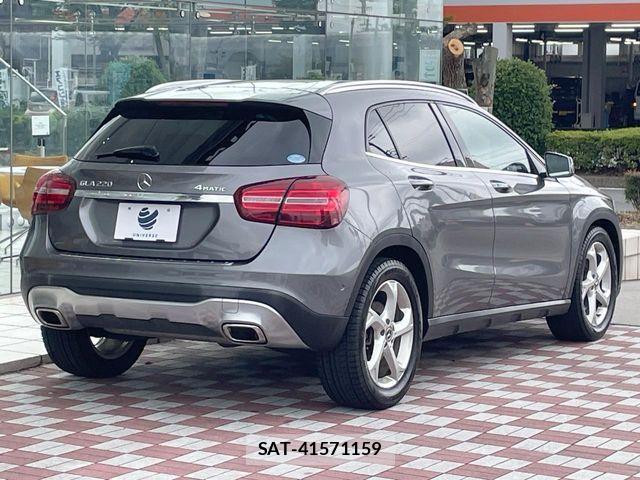 Mercedes Benz GLA-CLASS 2017-10 7358720-17