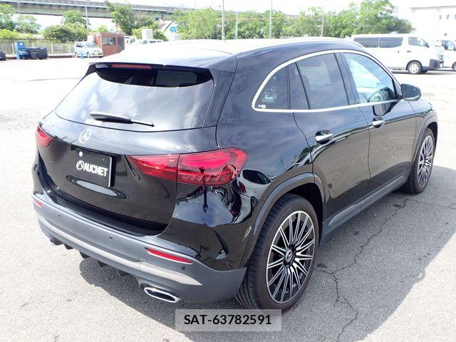 Mercedes Benz GLA-CLASS 2024-06 7358716-9