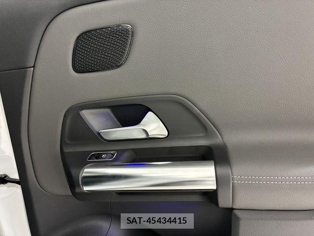 Mercedes Benz GLA-CLASS 2020-11 7455738-14