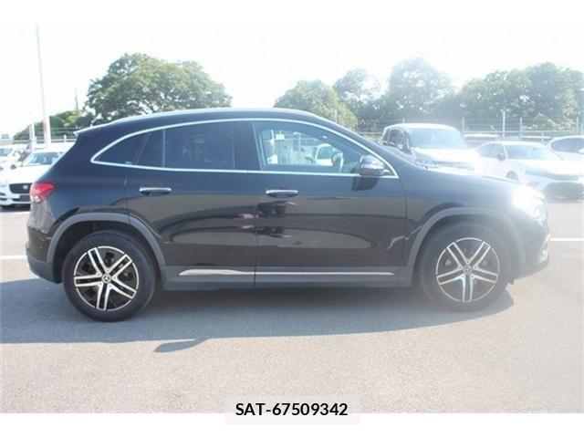 Mercedes Benz GLA-CLASS 2020-07 7455739-9