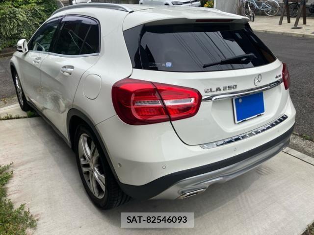 Mercedes Benz GLA-CLASS 2016-10 7501471-5