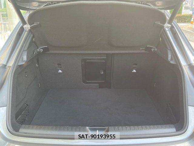 Mercedes Benz GLA-CLASS 2014-08 7501469-12