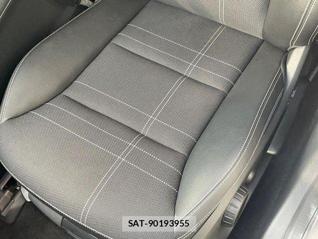 Mercedes Benz GLA-CLASS 2014-08 7501469-19