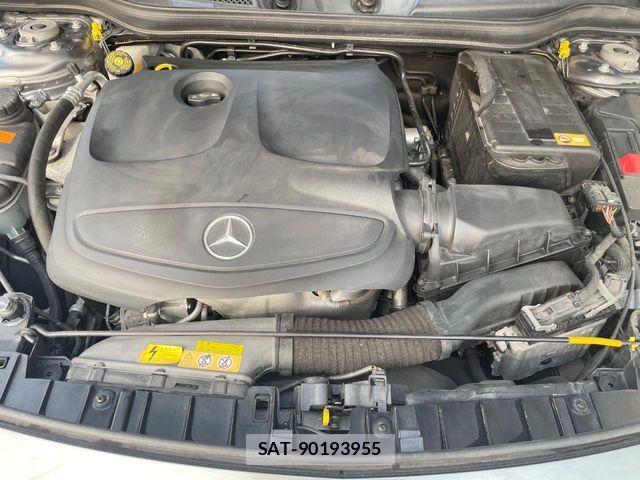 Mercedes Benz GLA-CLASS 2014-08 7501469-2