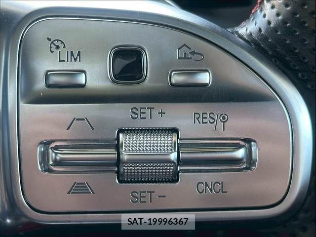 Mercedes Benz GLA-CLASS 2021-08 7501465-9