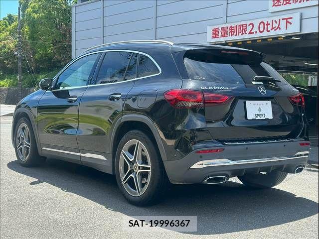 Mercedes Benz GLA-CLASS 2021-08 7501465-16