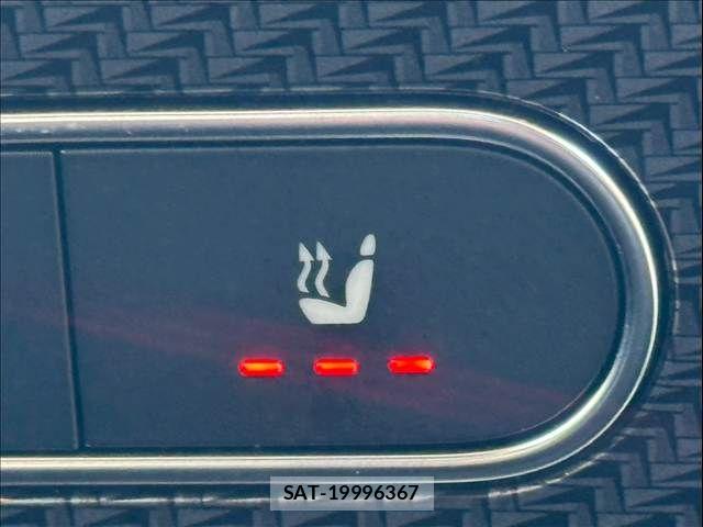 Mercedes Benz GLA-CLASS 2021-08 7501465-8