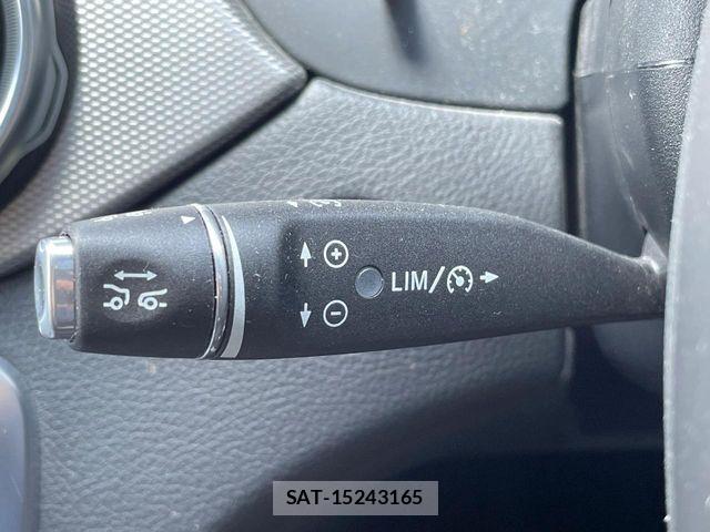 Mercedes Benz GLA-CLASS 2017-07 7501467-5