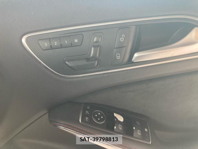 Mercedes Benz GLA-CLASS 2015-07 7509189-17
