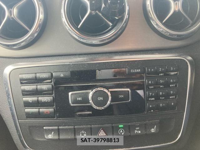 Mercedes Benz GLA-CLASS 2015-07 7509189-18