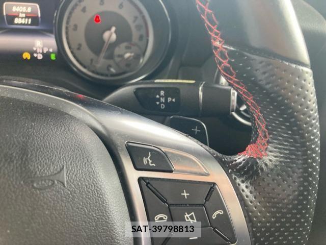 Mercedes Benz GLA-CLASS 2015-07 7509189-25