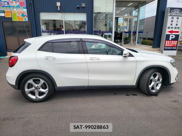 Mercedes Benz GLA-CLASS 2019-01 7501470-11