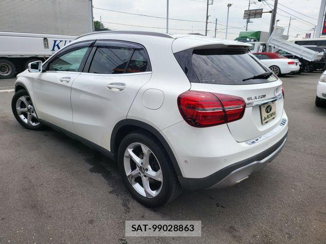 Mercedes Benz GLA-CLASS 2019-01 7501470-15