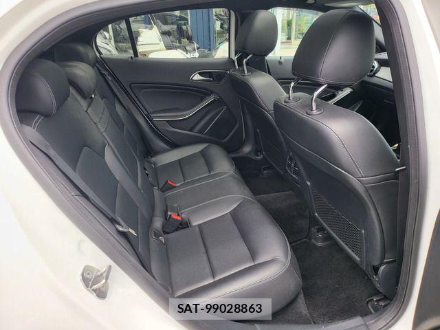 Mercedes Benz GLA-CLASS 2019-01 7501470-5