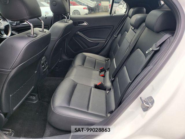 Mercedes Benz GLA-CLASS 2019-01 7501470-8