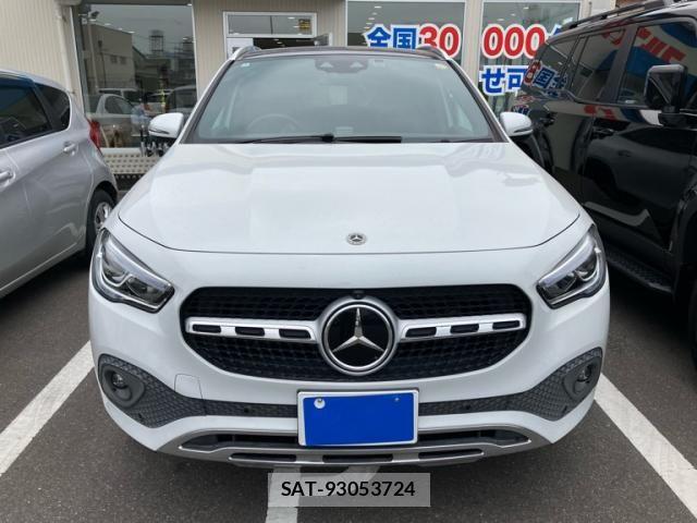 Mercedes Benz GLA-CLASS 2021-10 7562419-0