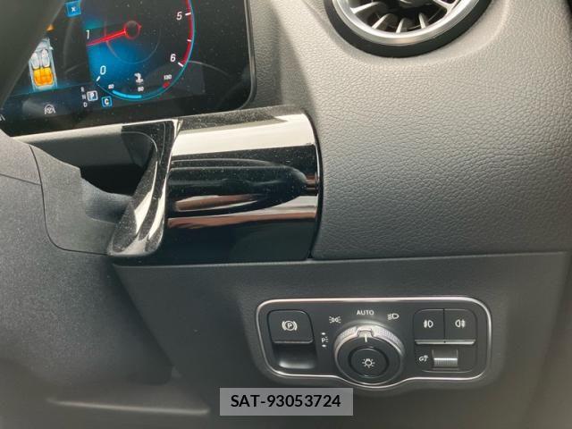 Mercedes Benz GLA-CLASS 2021-10 7562419-15