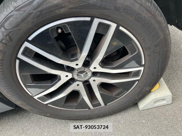 Mercedes Benz GLA-CLASS 2021-10 7562419-4