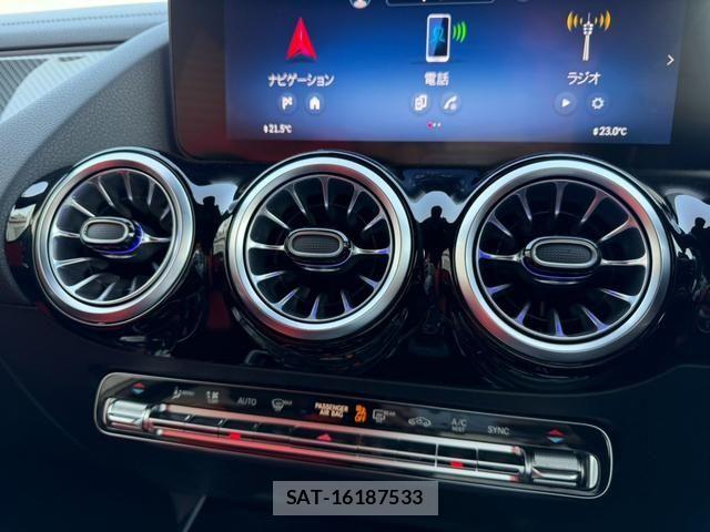 Mercedes Benz GLA-CLASS 2025-03 7618018-8