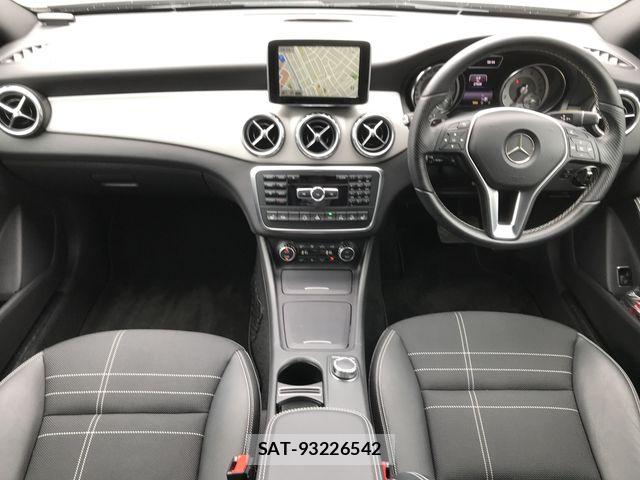 Mercedes Benz GLA-CLASS 2014-10 7618025-1