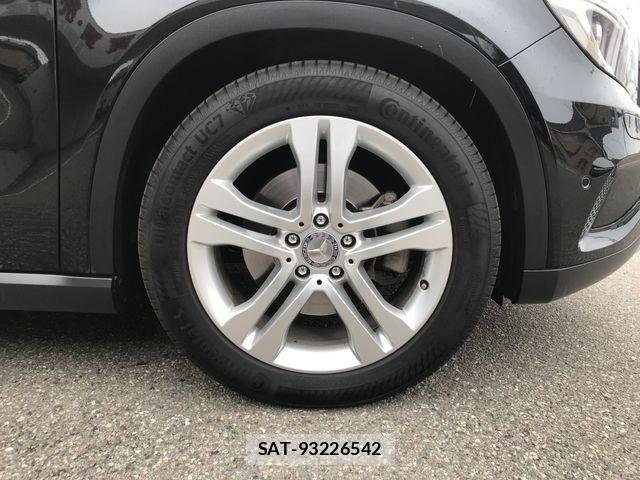 Mercedes Benz GLA-CLASS 2014-10 7618025-27