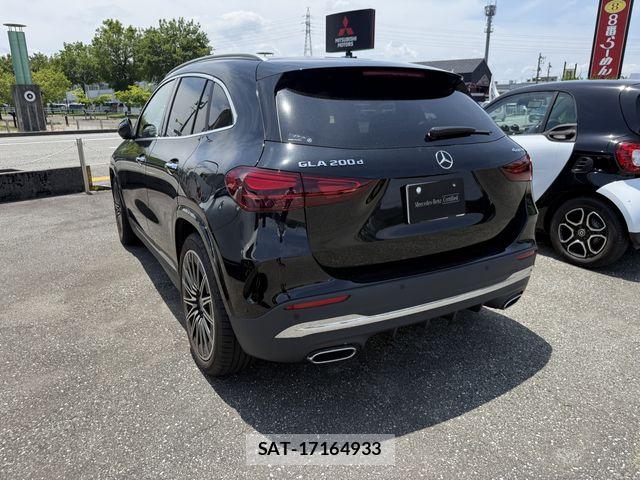 Mercedes Benz GLA-CLASS 2025-02 7618021-11