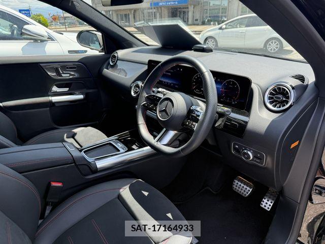 Mercedes Benz GLA-CLASS 2025-02 7618021-3