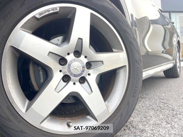 Mercedes Benz GLA-CLASS 2016-08 7618022-13