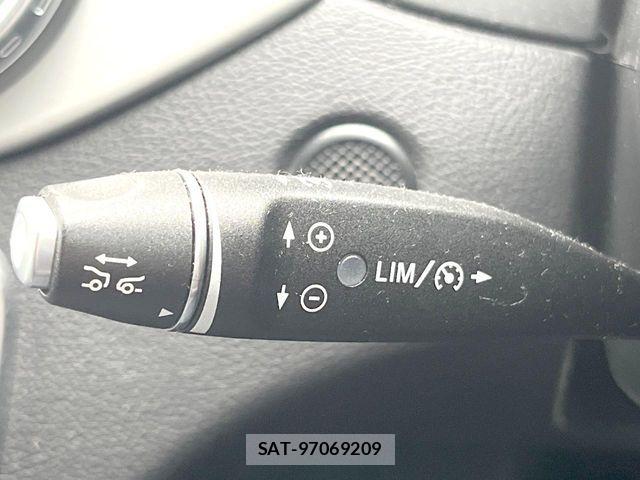 Mercedes Benz GLA-CLASS 2016-08 7618022-7