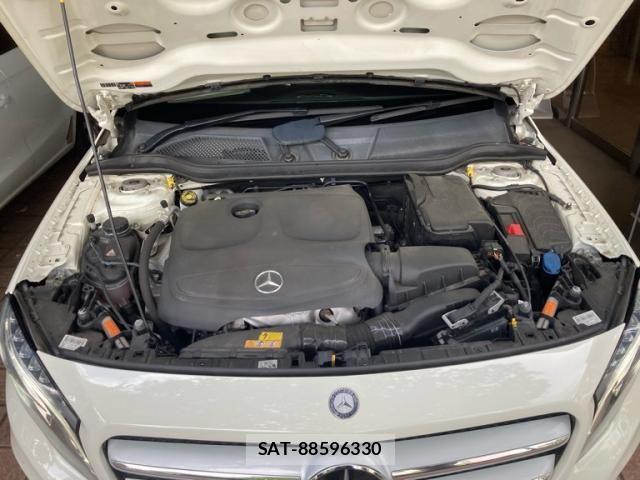 Mercedes Benz GLA-CLASS 2016-11 7618024-11