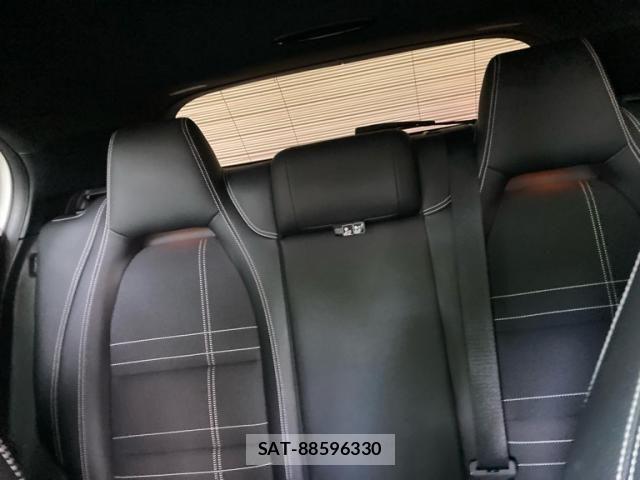 Mercedes Benz GLA-CLASS 2016-11 7618024-14