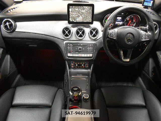 Mercedes Benz GLA-CLASS 2017-07 7725571-1
