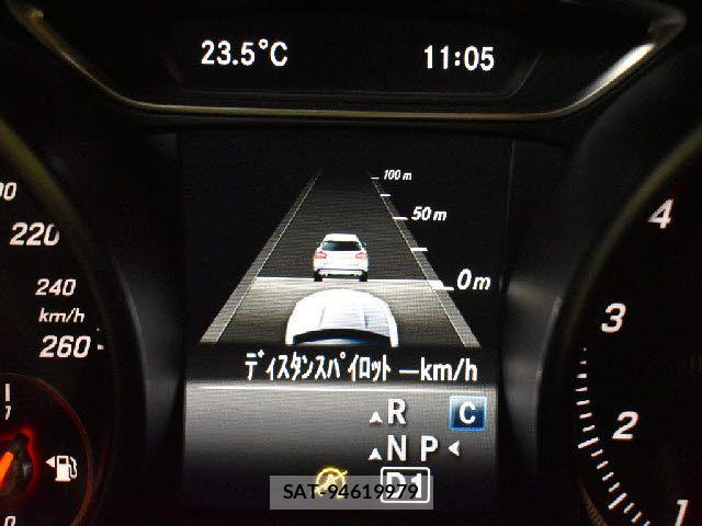 Mercedes Benz GLA-CLASS 2017-07 7725571-5