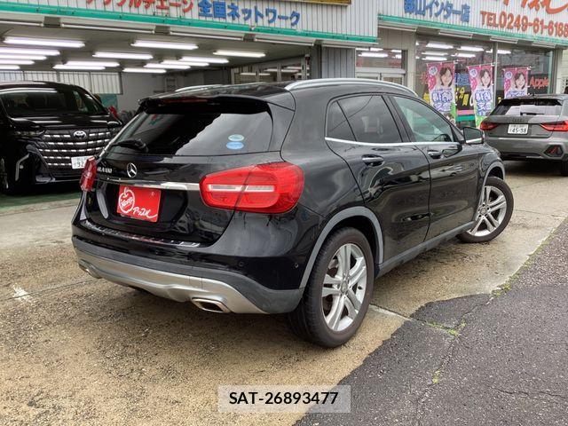 Mercedes Benz GLA-CLASS 2015-06 7725576-2