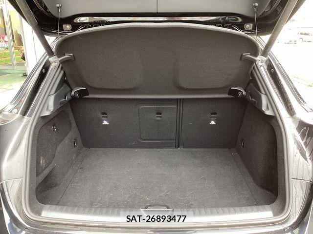 Mercedes Benz GLA-CLASS 2015-06 7725576-3