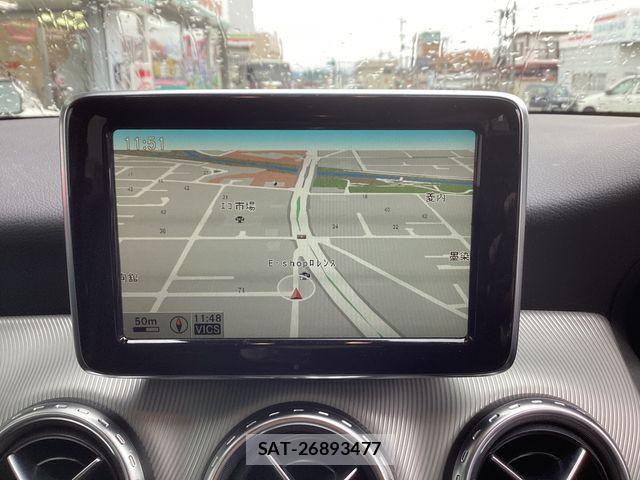 Mercedes Benz GLA-CLASS 2015-06 7725576-4