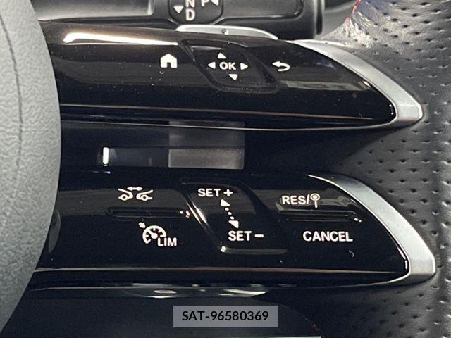 Mercedes Benz GLA-CLASS 2024-10 7725566-4