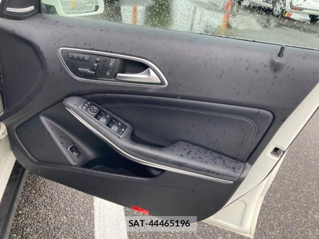 Mercedes Benz GLA-CLASS 2014-07 7725579-13