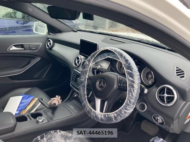Mercedes Benz GLA-CLASS 2014-07 7725579-14