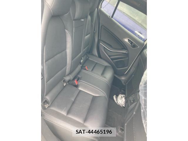 Mercedes Benz GLA-CLASS 2014-07 7725579-16