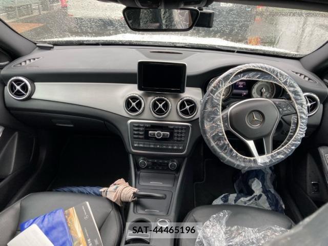 Mercedes Benz GLA-CLASS 2014-07 7725579-17