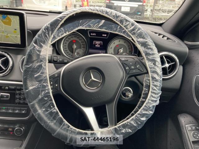 Mercedes Benz GLA-CLASS 2014-07 7725579-18